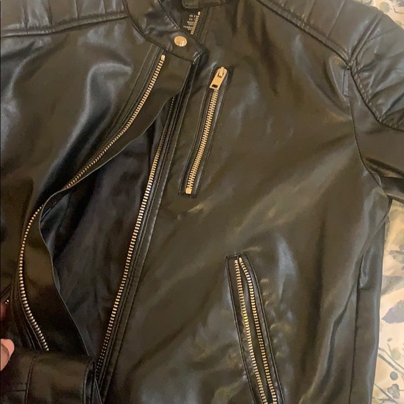 Leather jacket - Picture 3 of 4